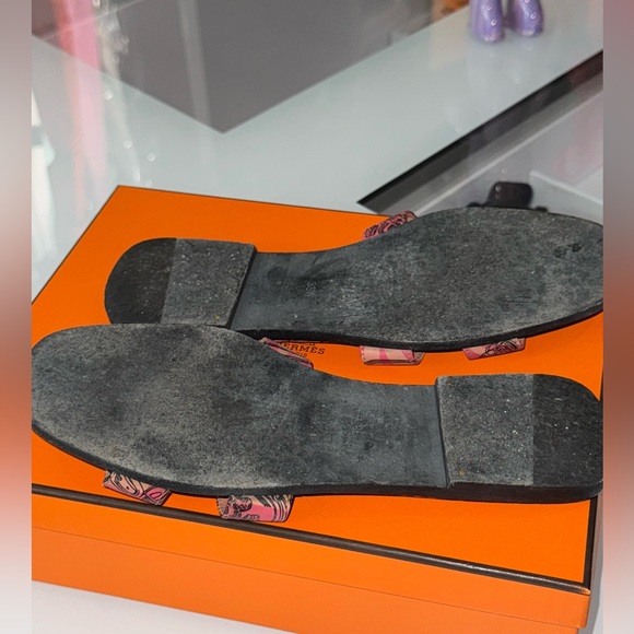 Hermes Oran Brides de Gala en Desordre Sandal Limited Edition Flats 38 - Picture 5 of 9